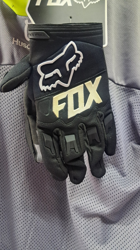 دستکش کراسی FOX