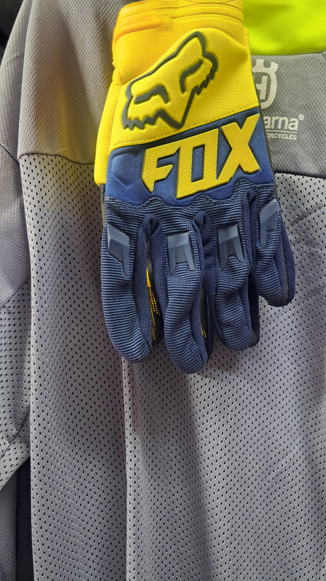 دستکش کراسی FOX